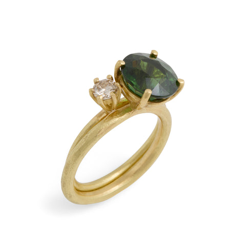 SHIMARA CARLOW Ring: (Set of two) 18ct yellow gold with 2.56ct dark green tourmaline 9.0mm x 7.0mm and 0.11ct diamond F-G SI1-2. Size K